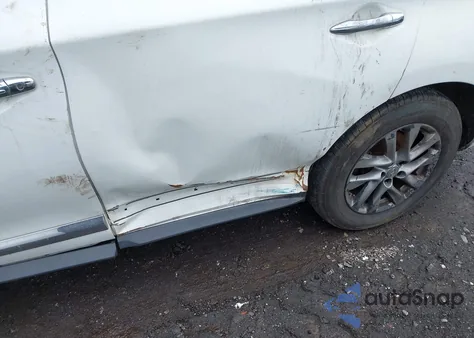 2013 Infiniti Jx35 z USA, uszkodzony, nr VIN 5N1AL0MM7DC330193